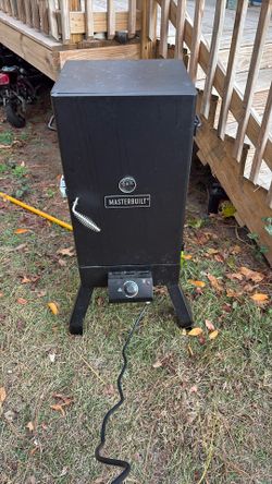 Master Built Smoker