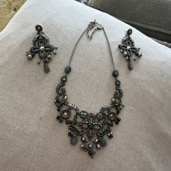 Alaya Bar Vintage Necklace  & Earrings