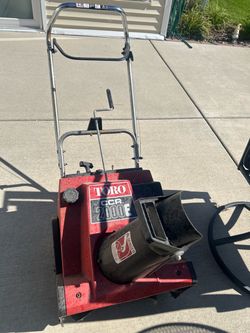 Toro CCR 2000E Single-Stage Snow Blower