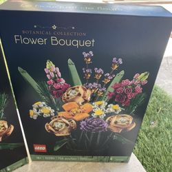 LEGO Flower Bouquet; A Unique Flower Bouquet and Creative Project for Adults (756 Pieces)