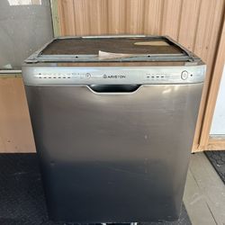 Ariston Dishwasher 