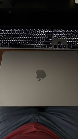 14 inch MacBook Pro M1 16GB ram 512gb hard drive