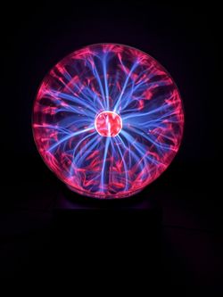 Vintage 1980’s IllumaStorm Plasmaball
