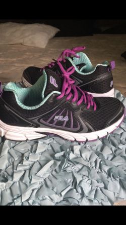 shoes size 7.5 $15