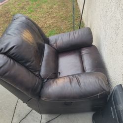 Free Recliner 