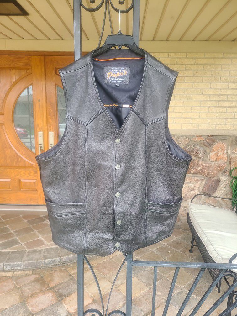 Leather Vest 4x