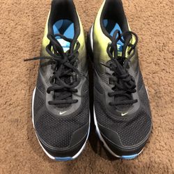 Nike shoes brand new