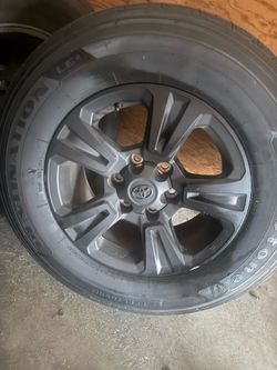 Toyota Tacoma 17 inch stock rims set of 3
