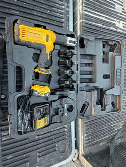DeWalt Propress