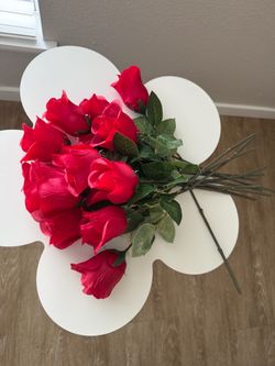 Dozen artificial roses