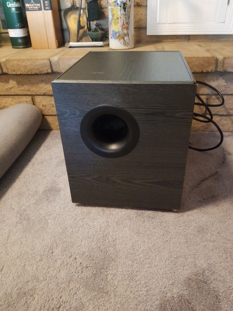 B.I.C. Venturi Powered Subwoofer Model V1020
