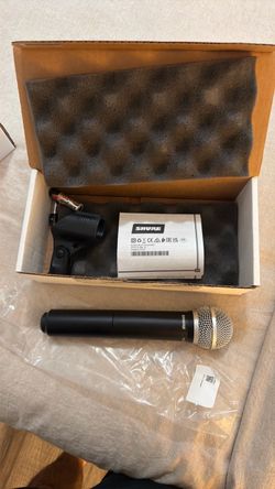 Shure wirelesss microphones