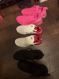 Women’s Nike 270s