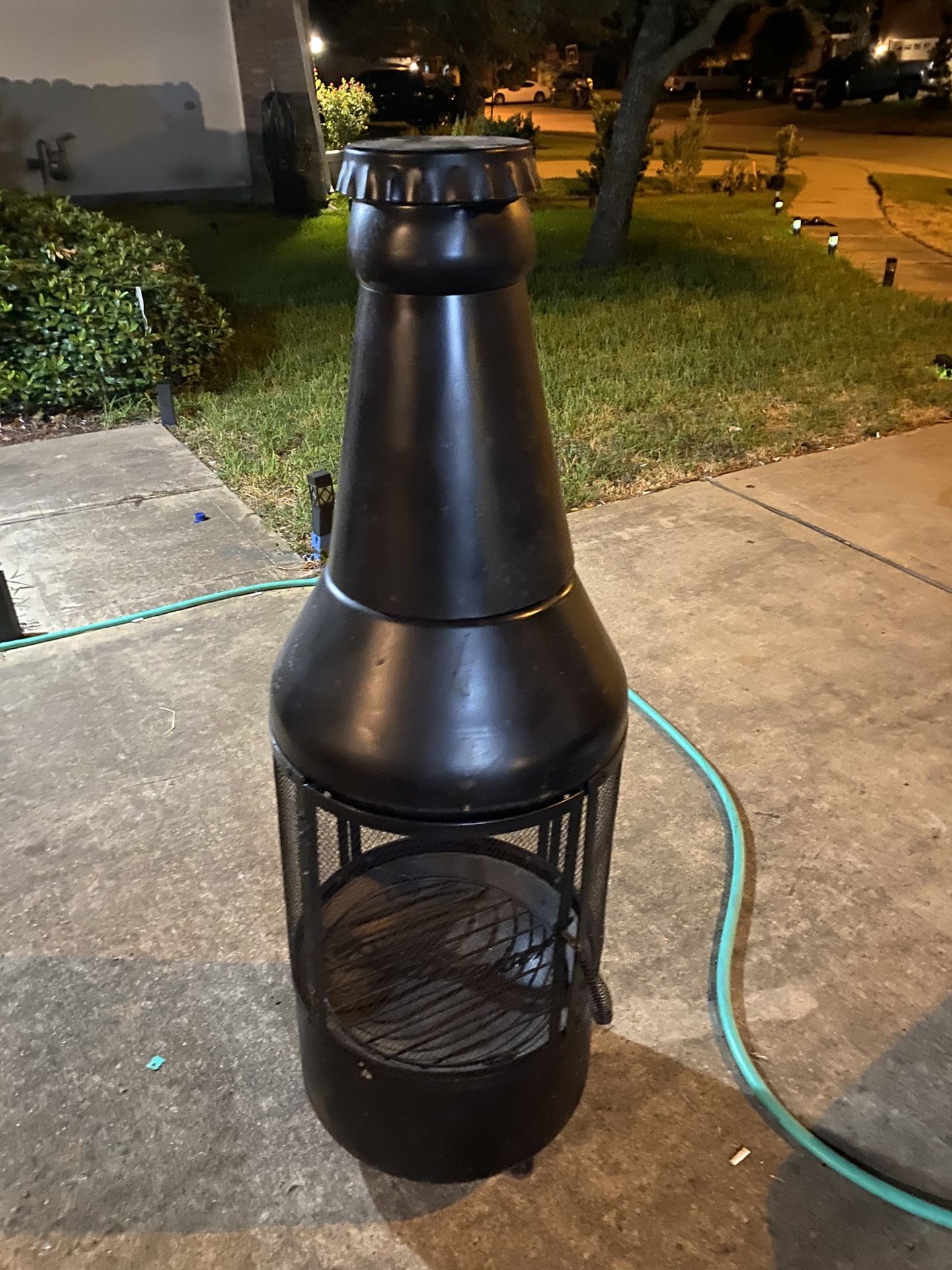 BUDWEISER 52" BEER BOTTLE FIRE PIT!! for Sale in Katy, TX OfferUp