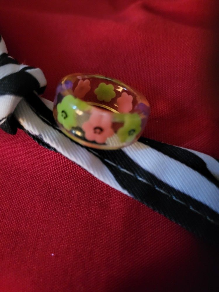 Women's Plastic (FLOWER) Ring