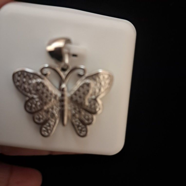 Dije De Mariposa Plata 925