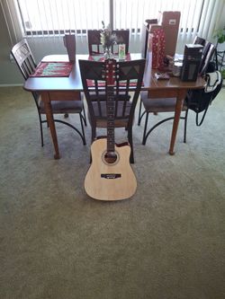 41in Acoustic Guitar (With Strap)
