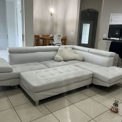 White Sectional Couch With Ottoman