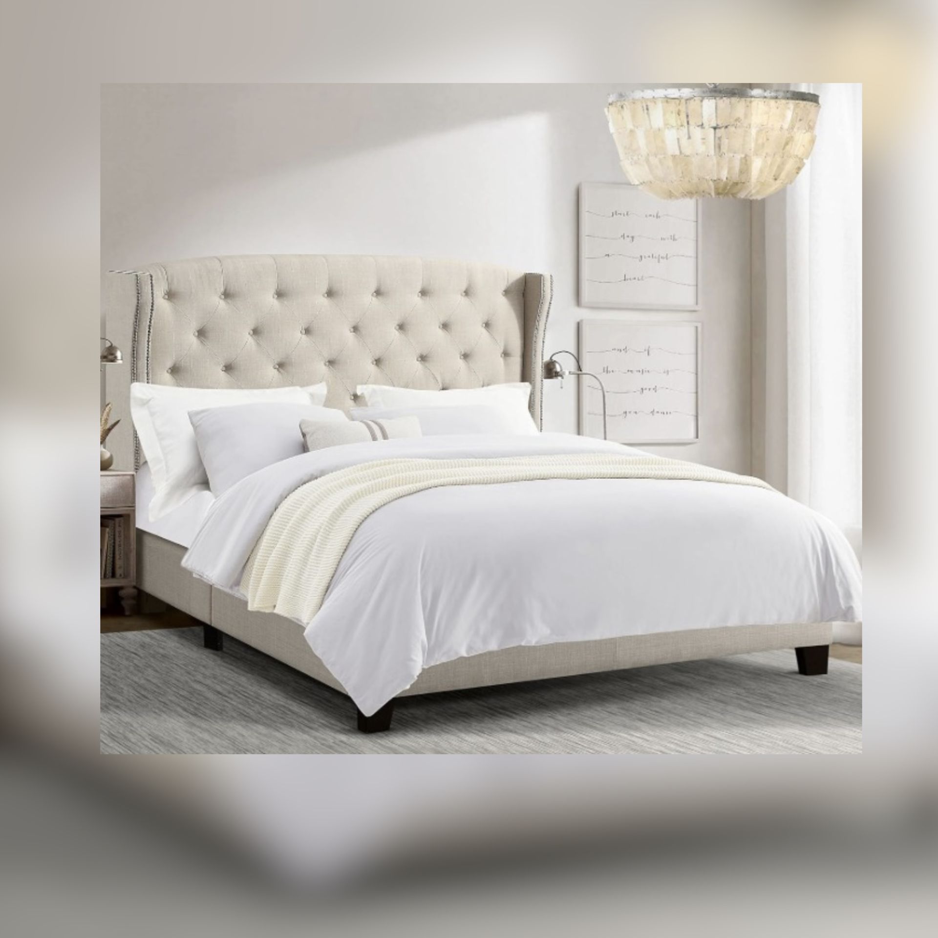 Queen size bedframe