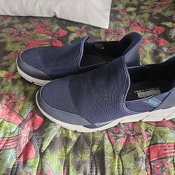 Mens Shoes.. $30