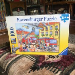  Brand New 100 Piece Ravens burger Puzzle !!