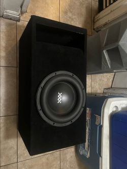 Re Audio Xxx RE Audio 12 inch subwoofer with ported box  4,000 watts