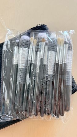 15 pcs Professional Makeup Brush Set with Carrying Case