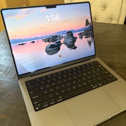MacBook Pro M2 Pro 14” • 16GB RAM • 500GB SSD • 100% Battery • Excellent Condition