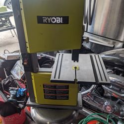 Ryobi 2.5 Amp 9 Inch bandsaw With Extra blades 