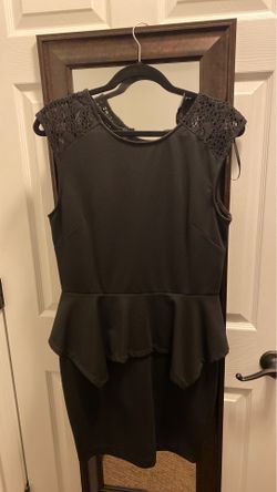 Kardashian collection Cocktail dress size large