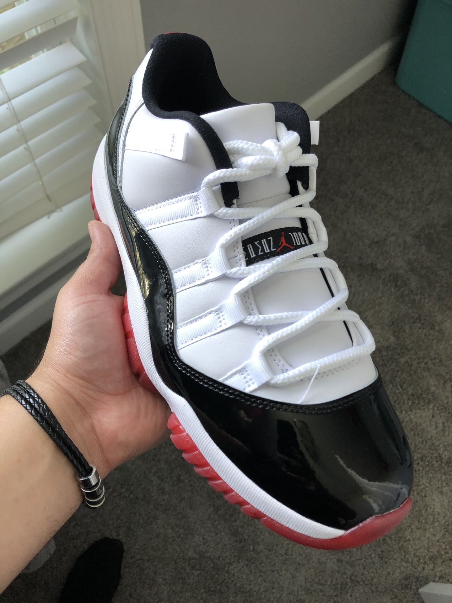 Jordan 11 Low Concord Bred