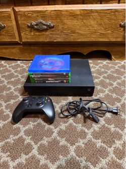 Xbox One X 1TB w/ 5 Games + Controller