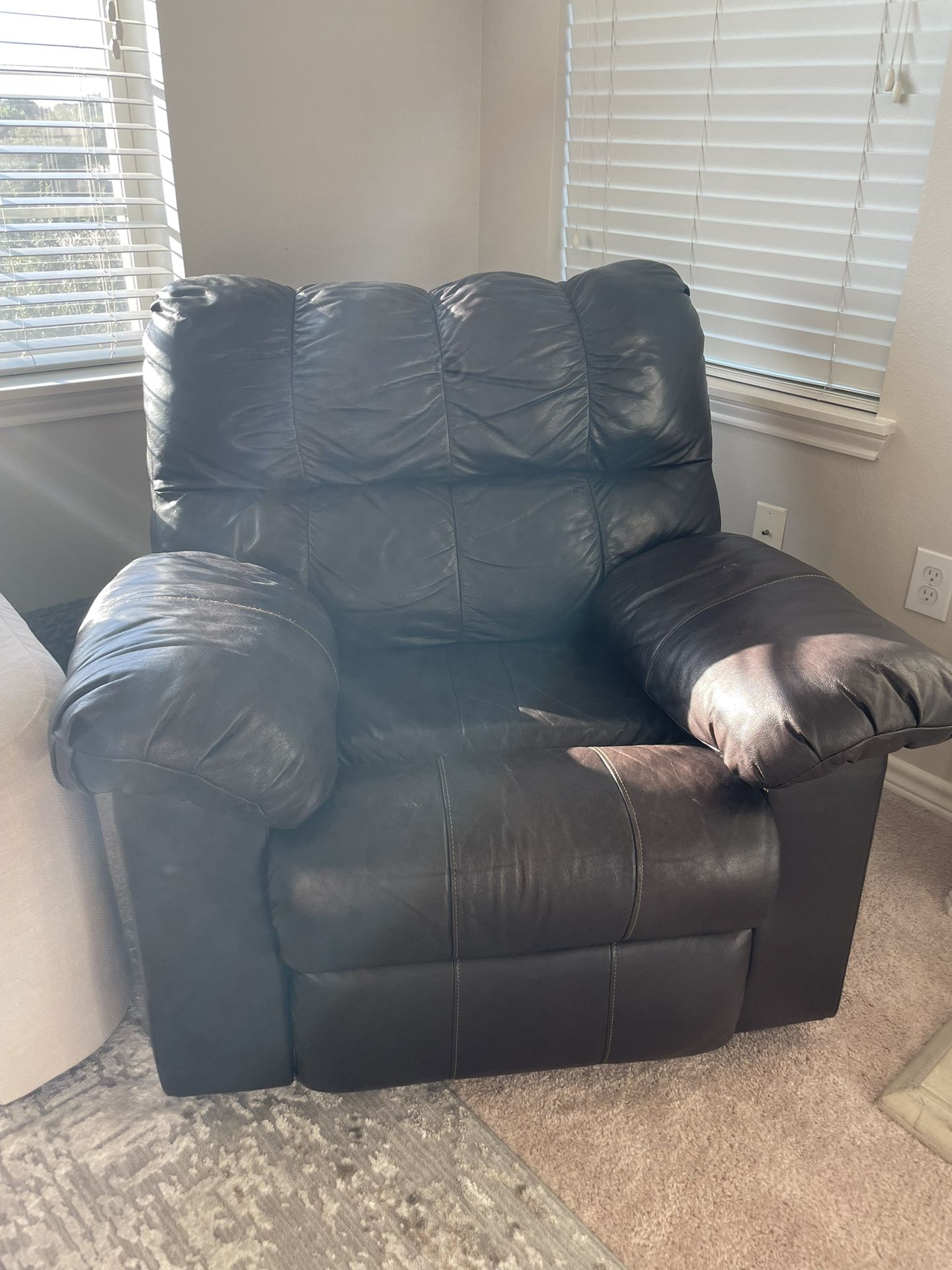Ashley Recliner Electrical