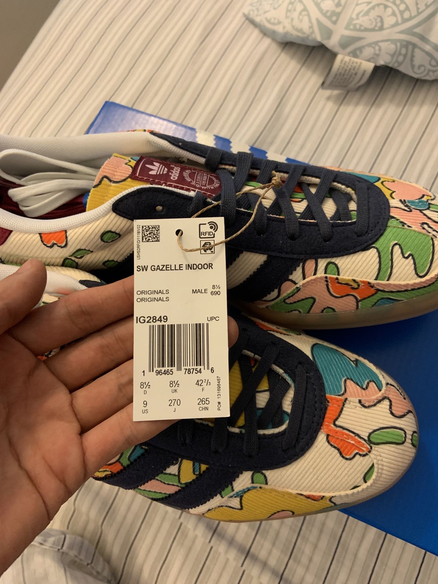 Adidas Gazelle Indoor Sean Worherspoon Size 9 for Sale in Columbia, MD -  OfferUp