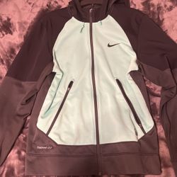 nike men’s therma fit sweater