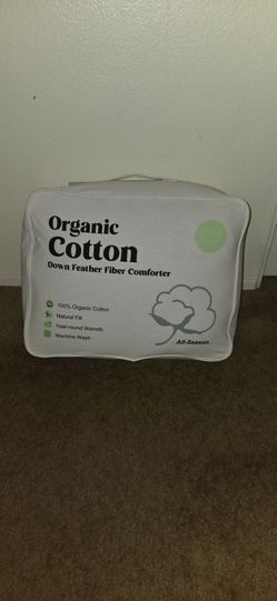 King size comforter from Target Fawn/Brown