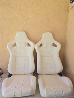 Universal Racing Seats