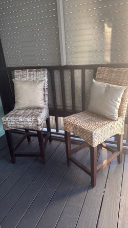Bar Stool set (wicker/wood)