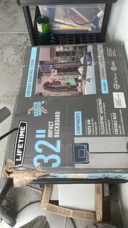Lifetime 32” basketball hoop $75