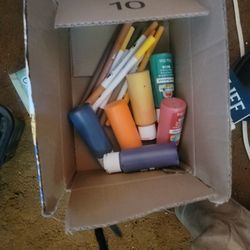 Art Supplies 