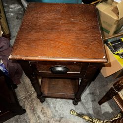 End Table / Night stand