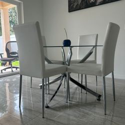 Vendo Hermoso Comedor 