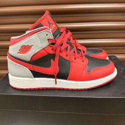 Air Jordan 1 Mid 'Fire Red Cement' | Size 6.5Y  or 8 US Women Eur 39