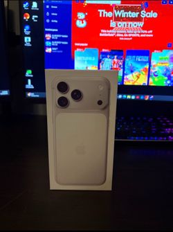iPhone 17 pro max white