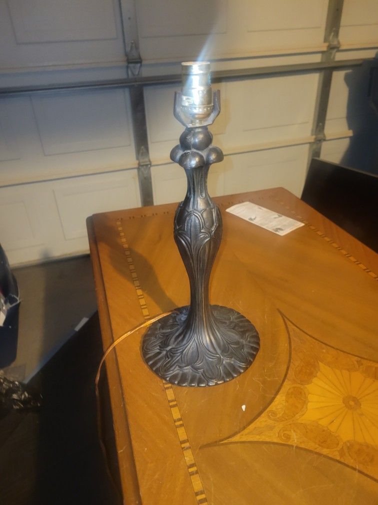 Antique Lamp ( Metal) 