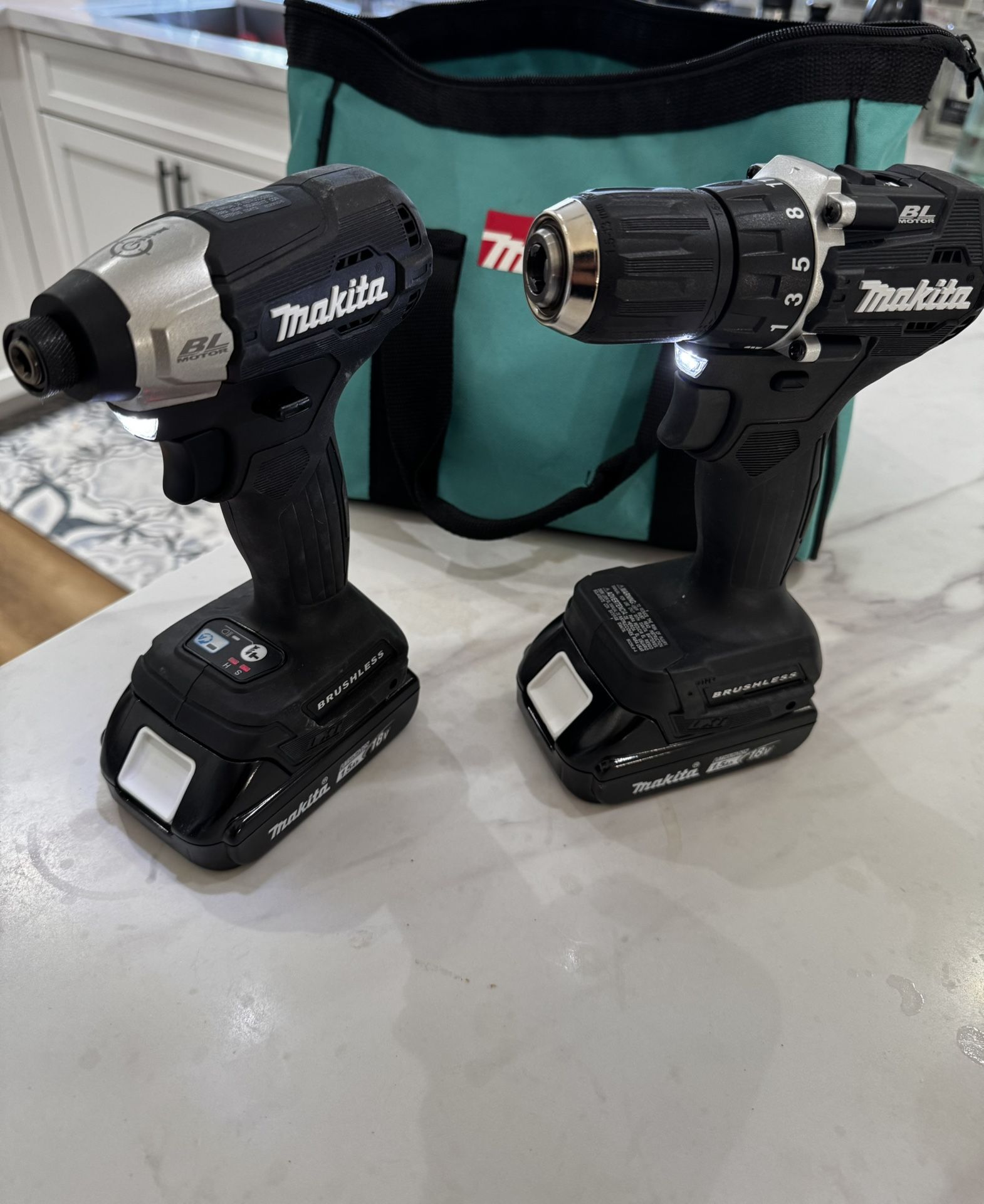 Makita Drill Set