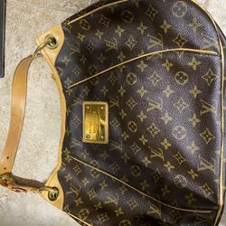 louis vuitton medium bag