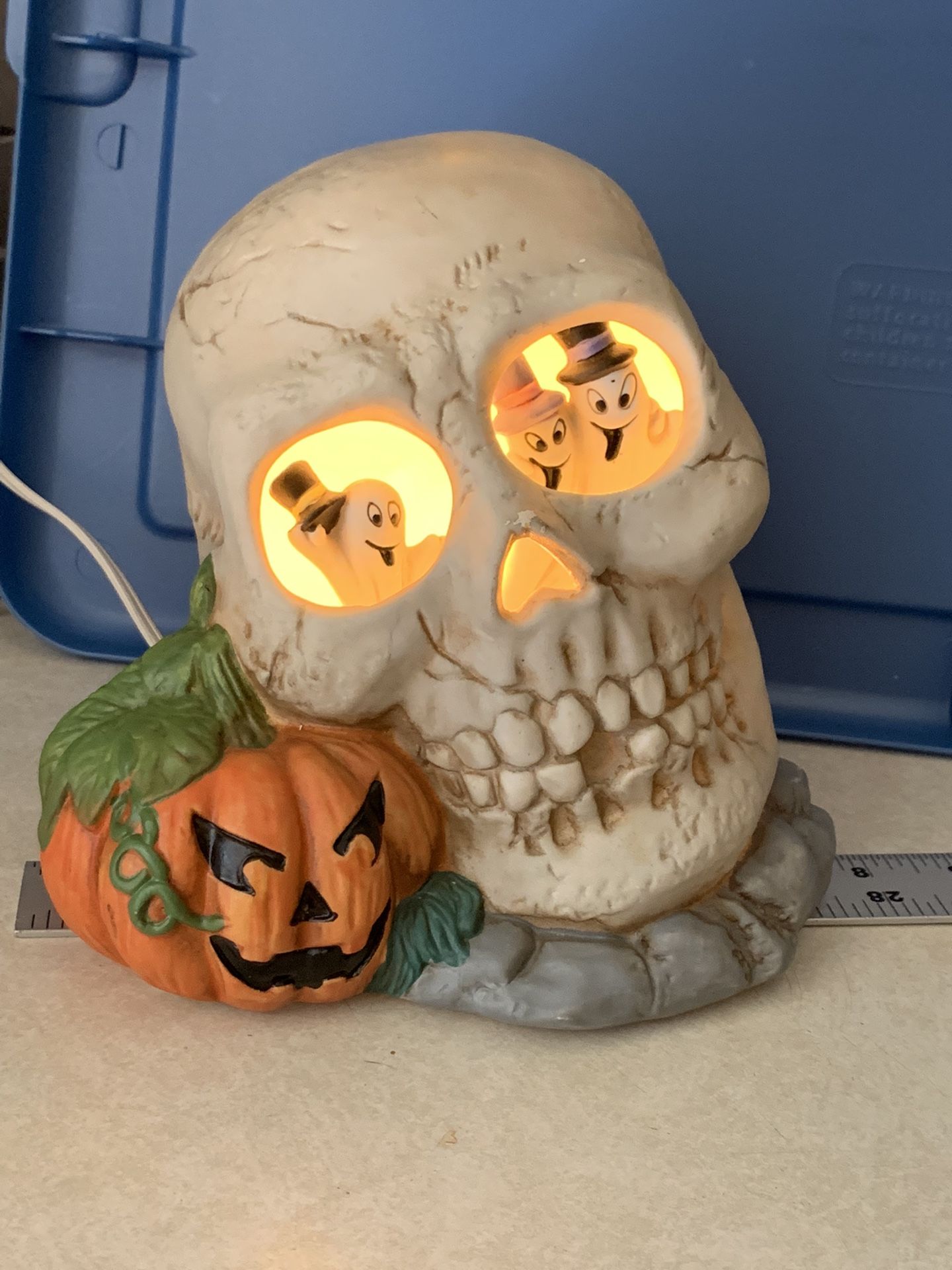 Vintage Porcelain Light Up Skull - Halloween / Decoration, Prop. Rare Find