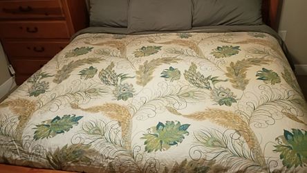 Reba McEntire Harmony for the Home King Reversible Comforter Peacock Botanical