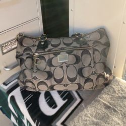 Coach Grey https://offerup.com/redirect/?o=Vy5nb2xk Highlights 